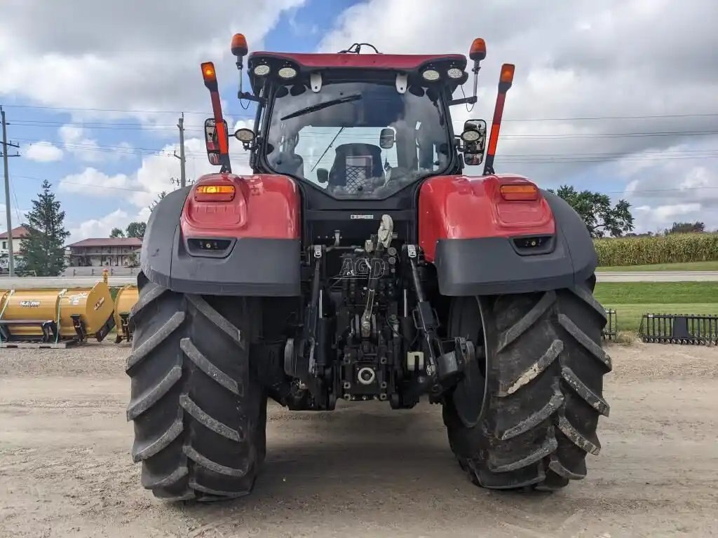 2017 Case IH Optum 300