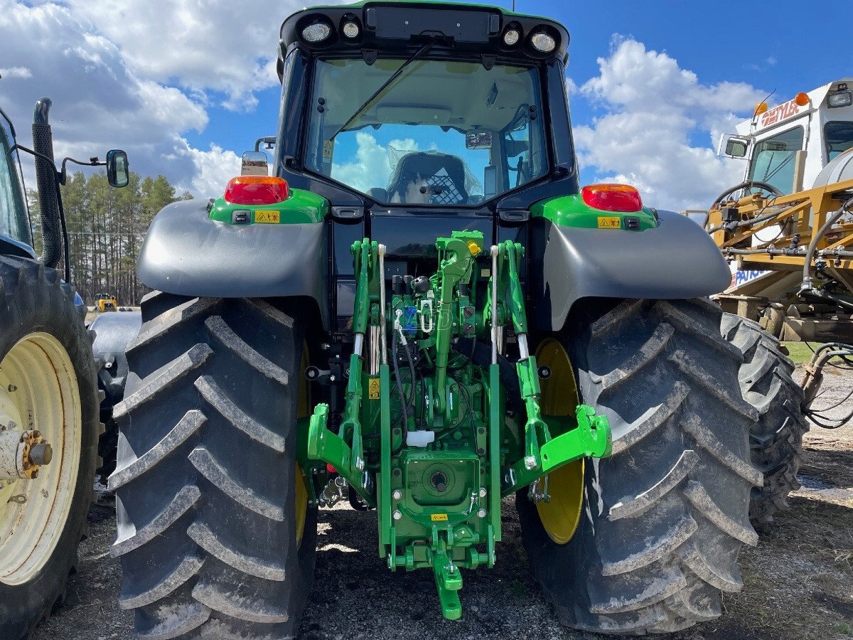 2022 John Deere 6155M