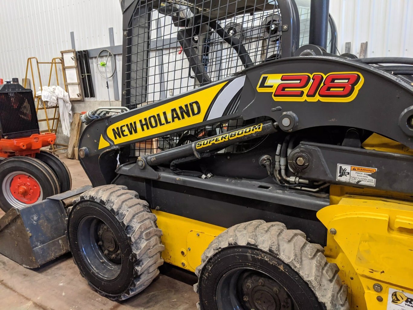 2019 New Holland L218