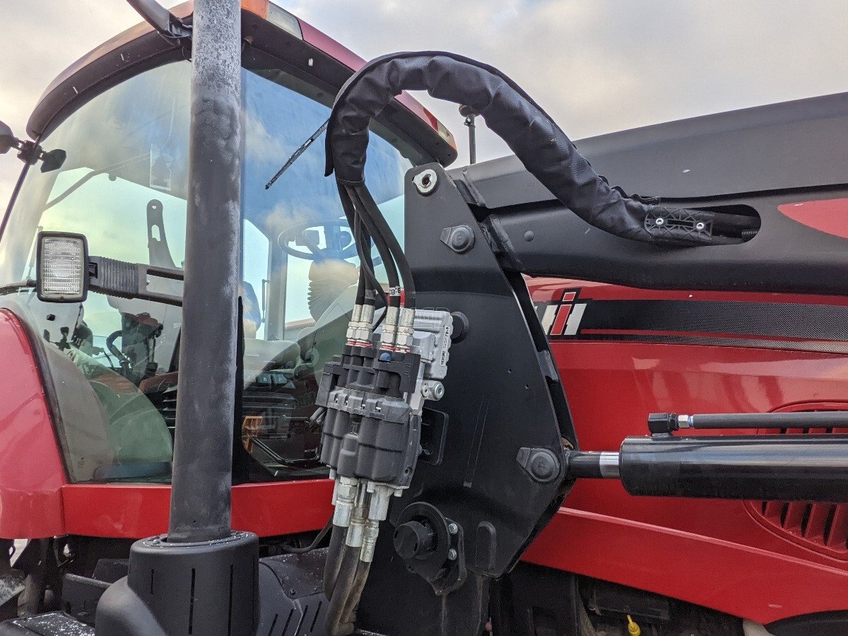 2012 Case IH MAGNUM 180