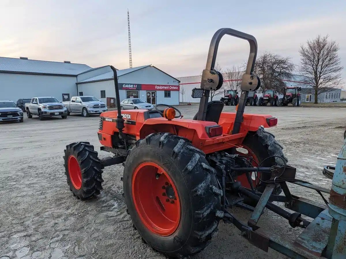 1996 Kubota M5400