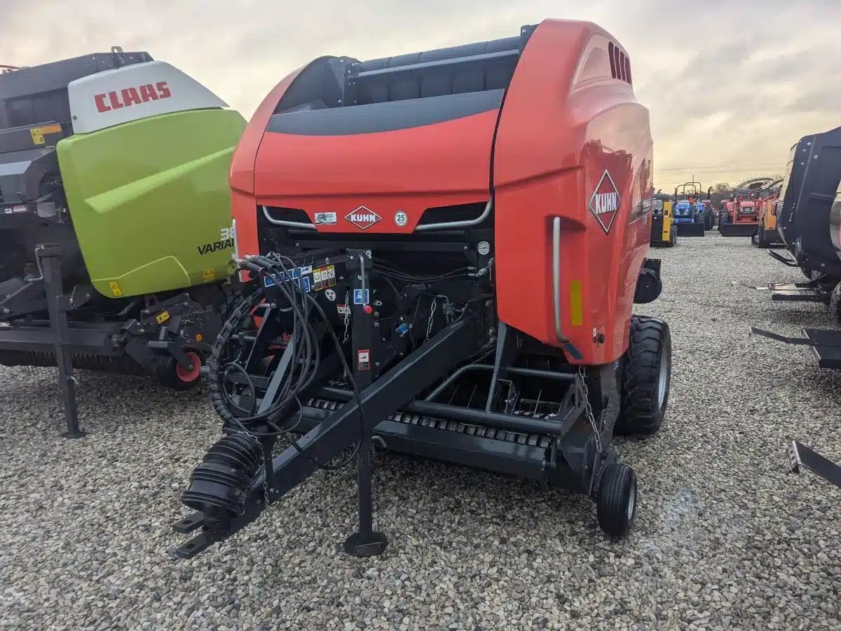 2022 Kuhn vb3160