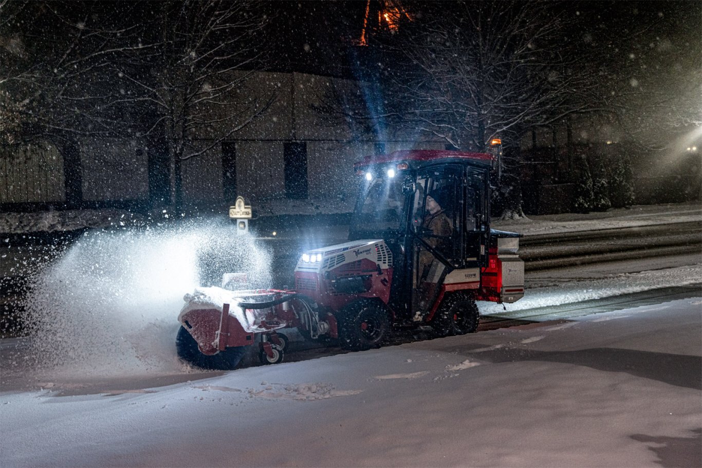 Ventrac KJ520 Narrow Snow BROOM