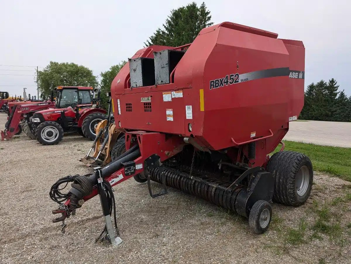 Case IH RBX452