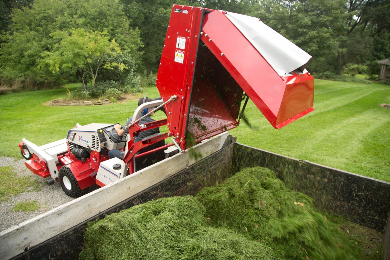 Ventrac RV602 Vacuum Collection System