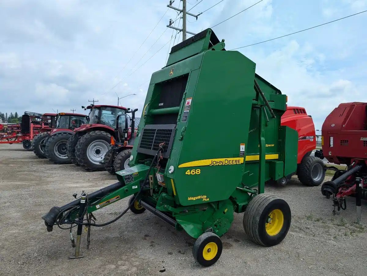 2010 John Deere 468SS