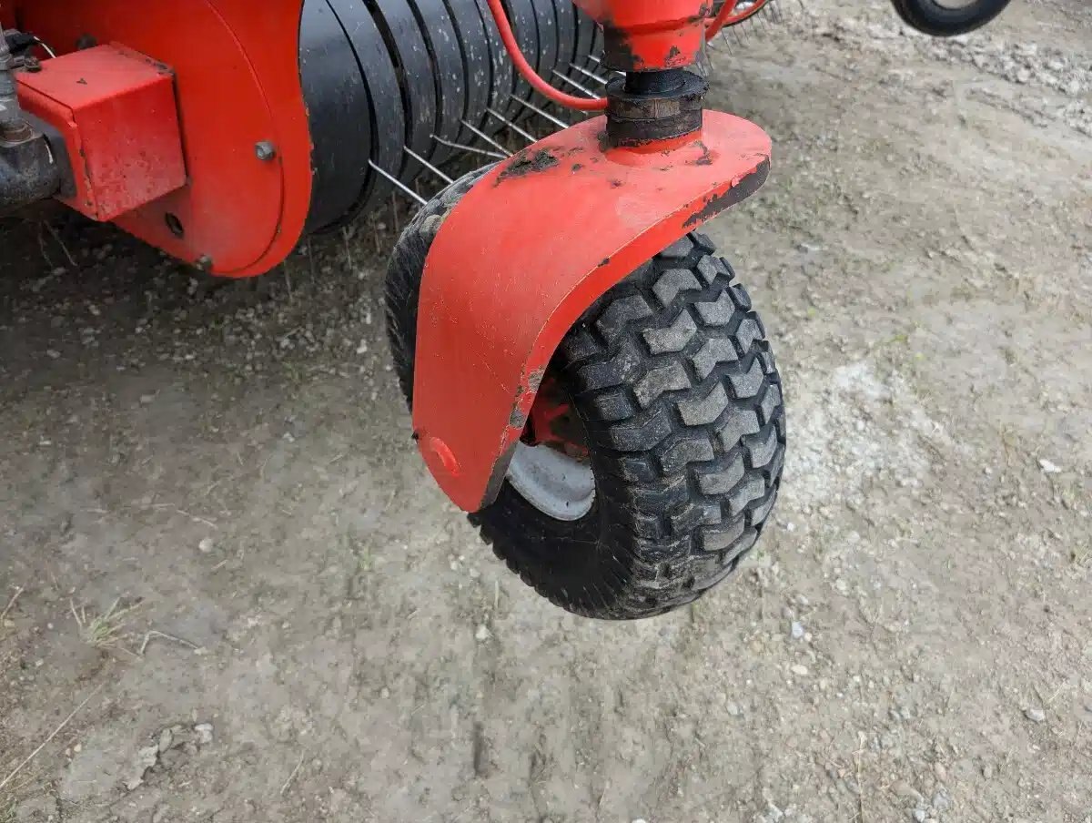 2009 Kuhn MM 300