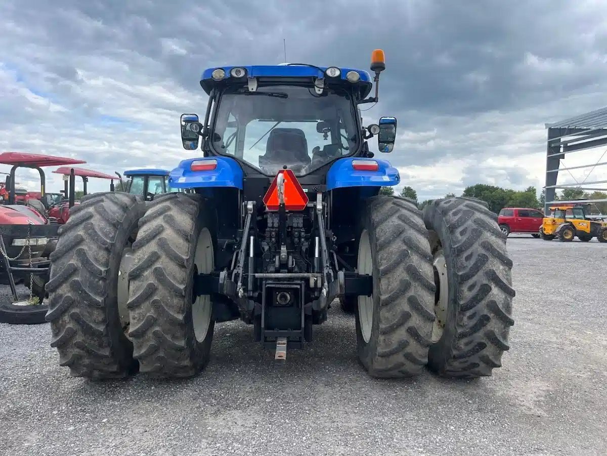 2015 New Holland T7.230