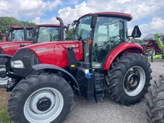 2022 Case IH FARMALL 140A