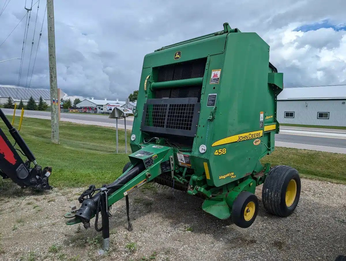 2009 John Deere 458