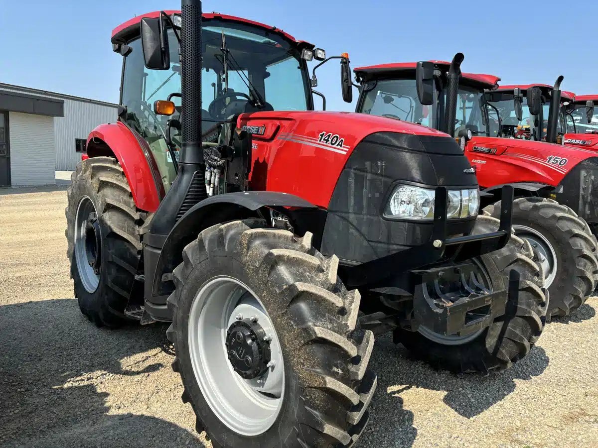 2022 Case IH FARMALL 140A