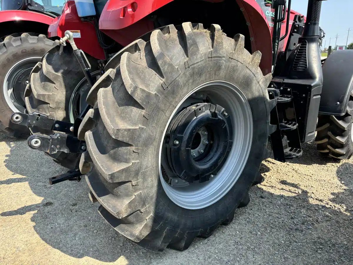 2022 Case IH FARMALL 140A