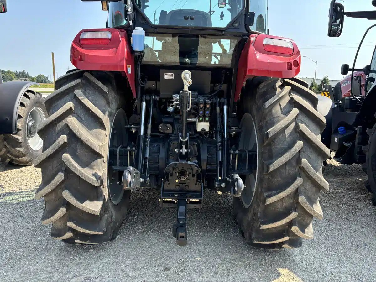 2022 Case IH FARMALL 140A