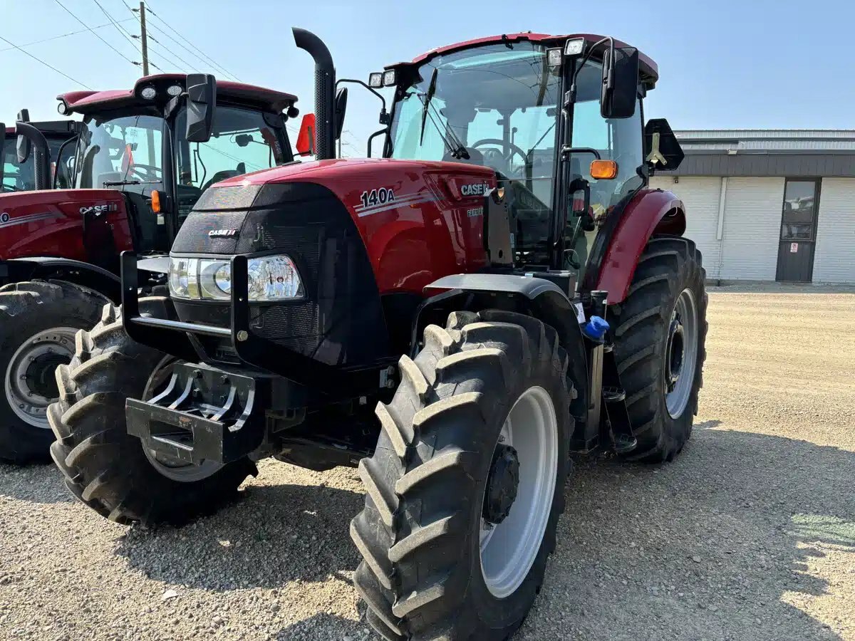 2022 Case IH FARMALL 140A