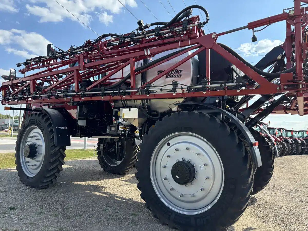 2023 Case IH TRIDENT 5550