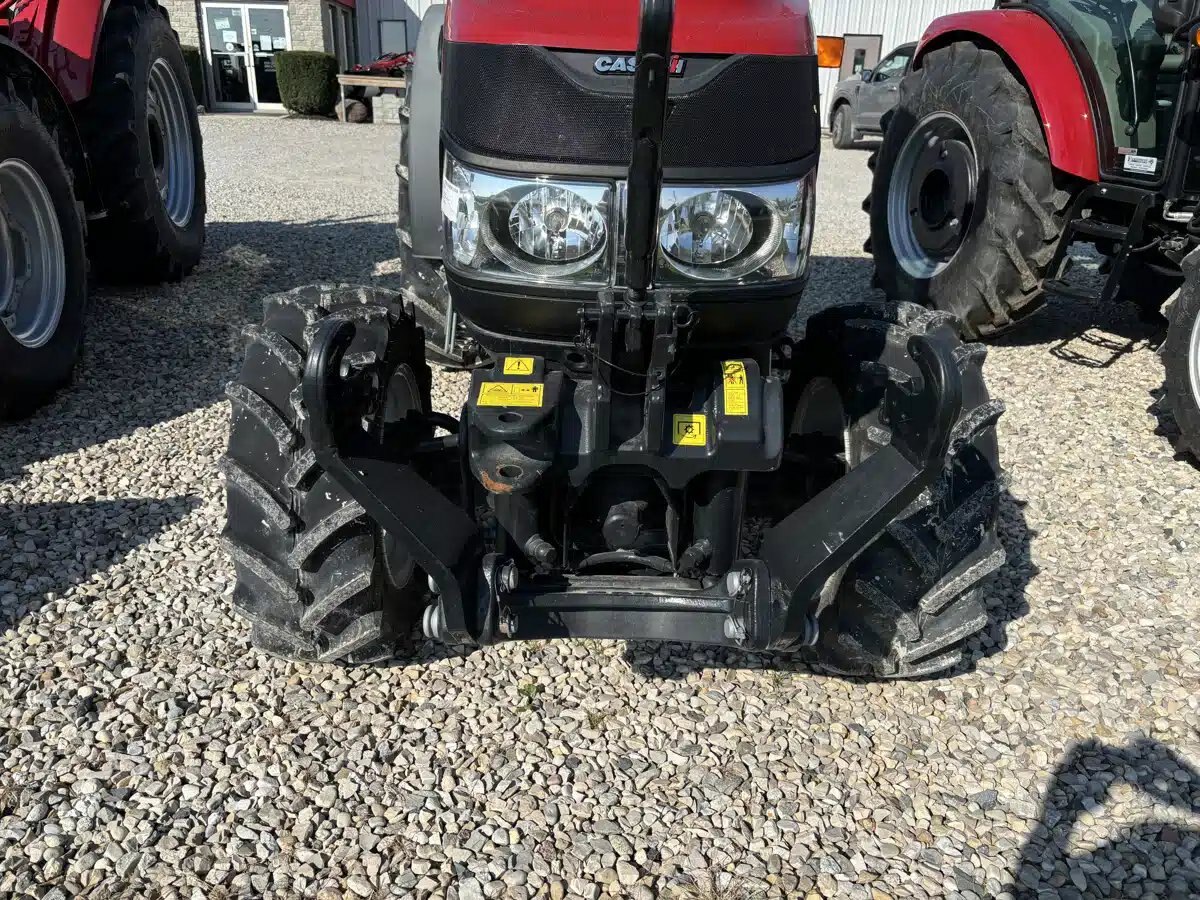 2023 Case IH FARMALL 100N