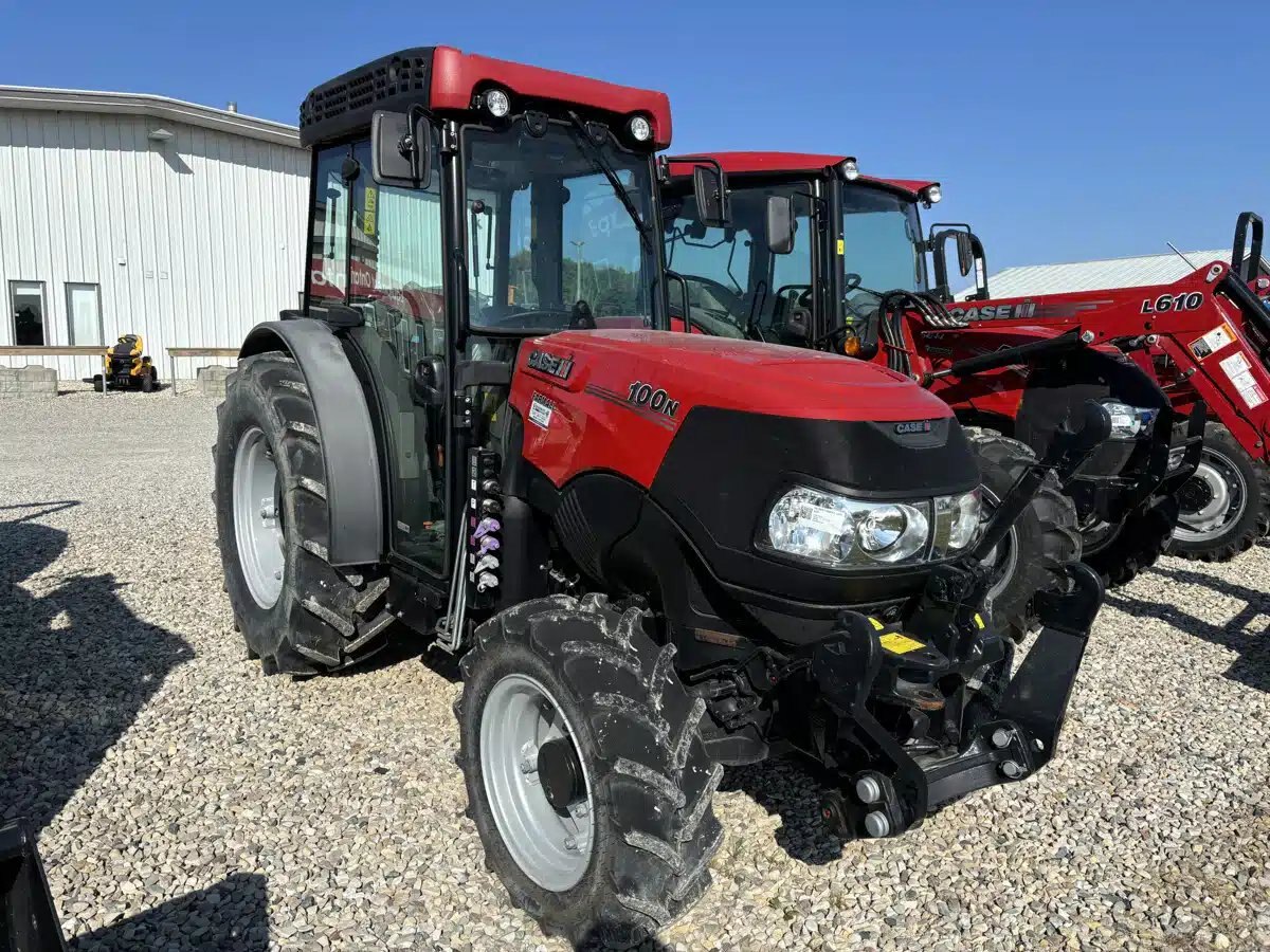 2023 Case IH FARMALL 100N