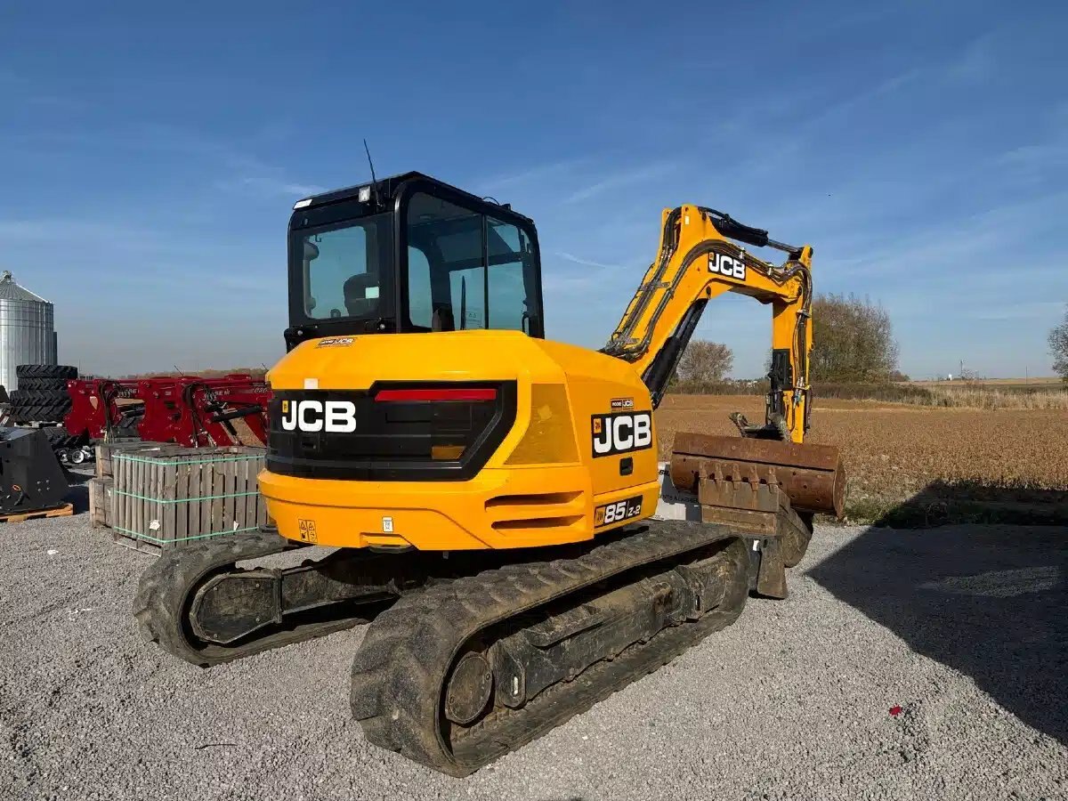 2022 JCB 85Z 2