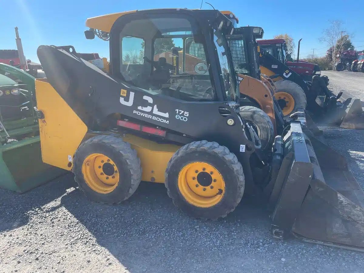 2016 JCB 175