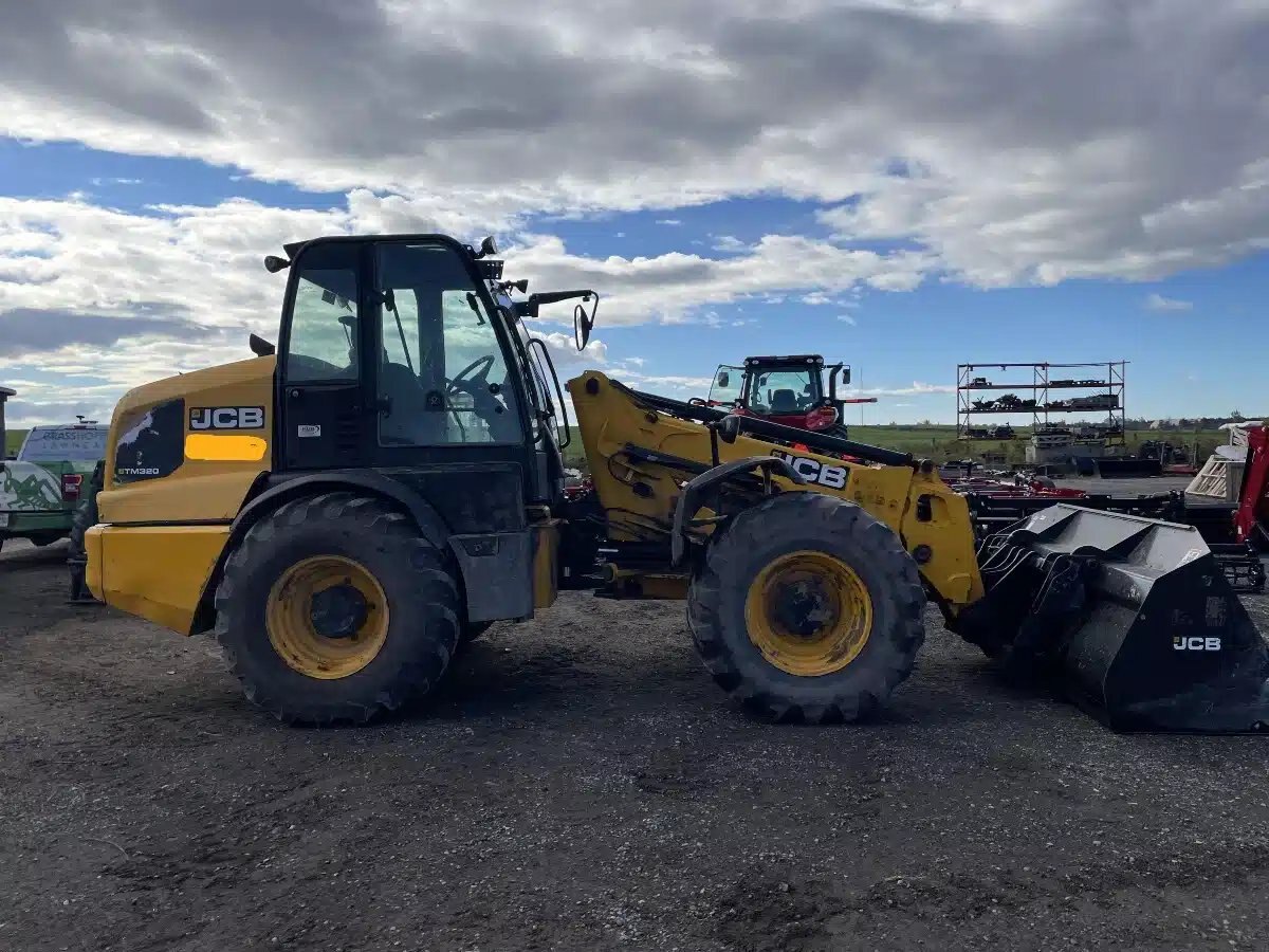 2016 JCB TM320