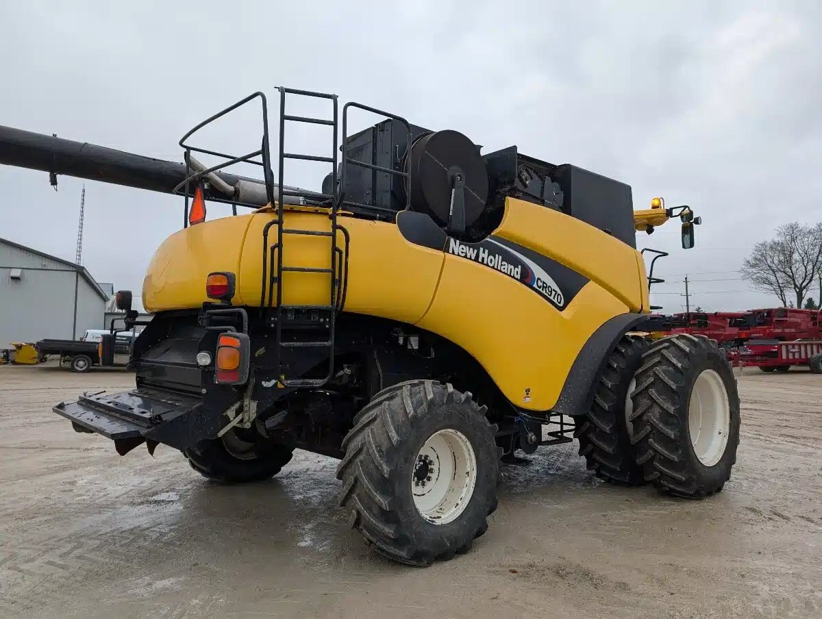 2004 New Holland CR970