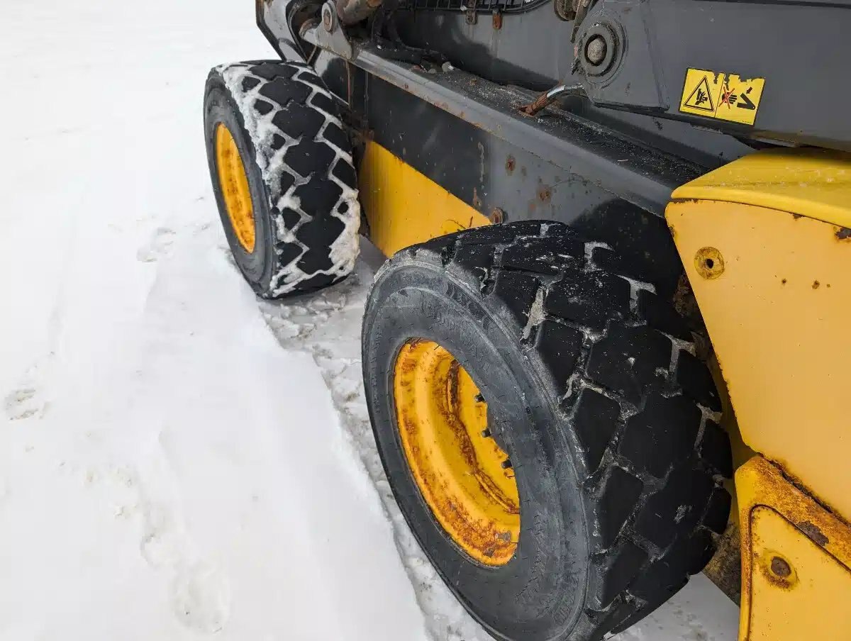 2015 New Holland L225