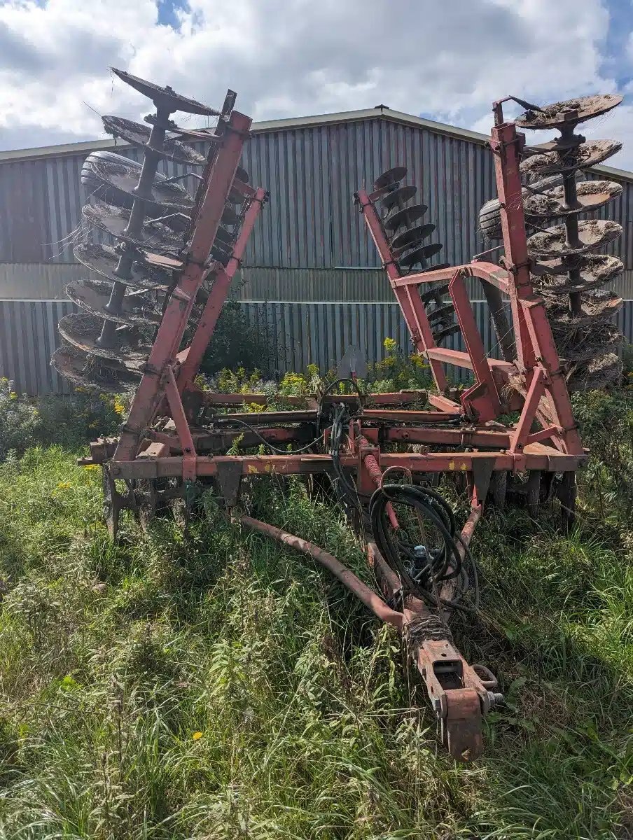 Massey Ferguson 820