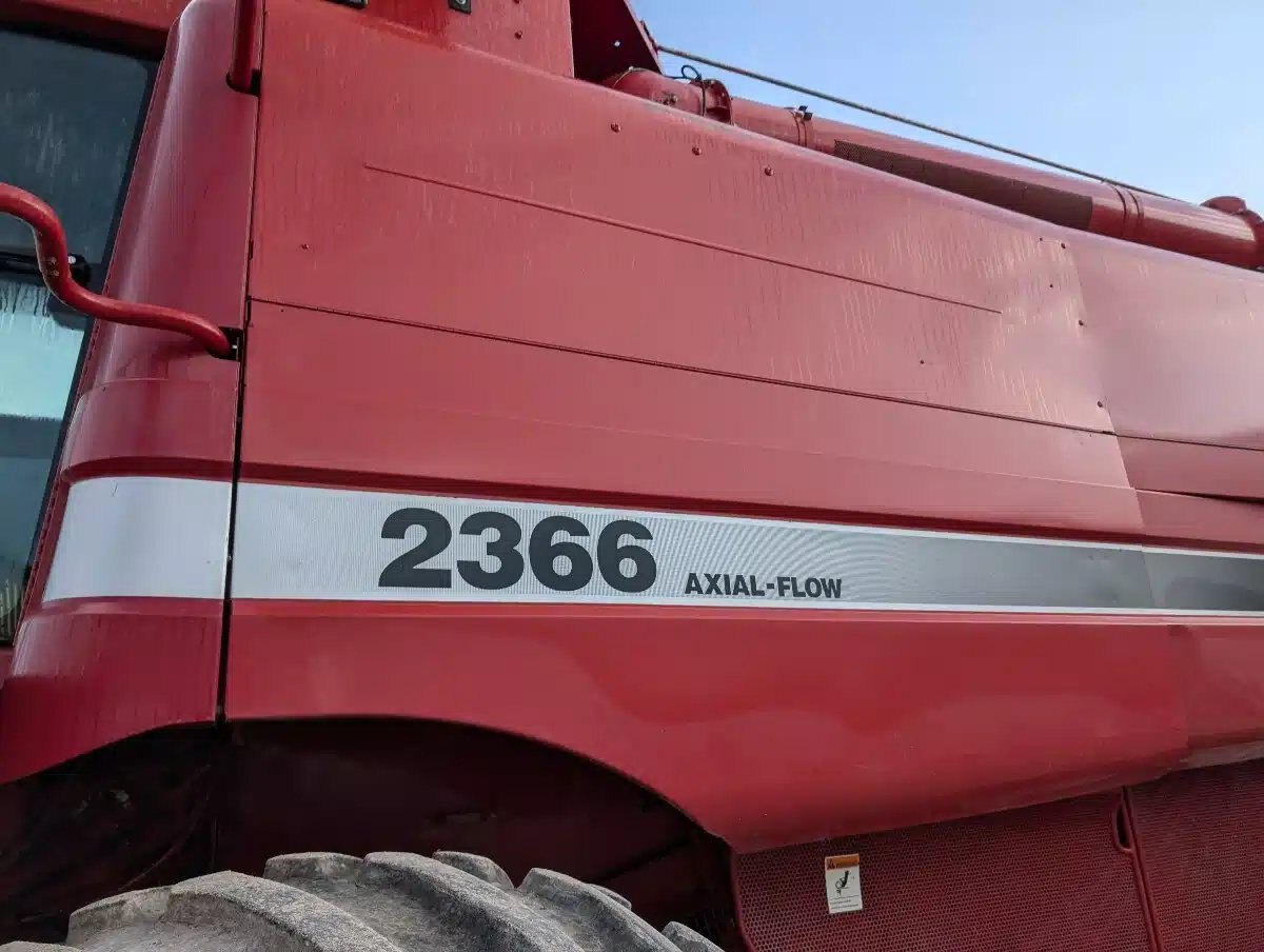 2000 Case IH 2366