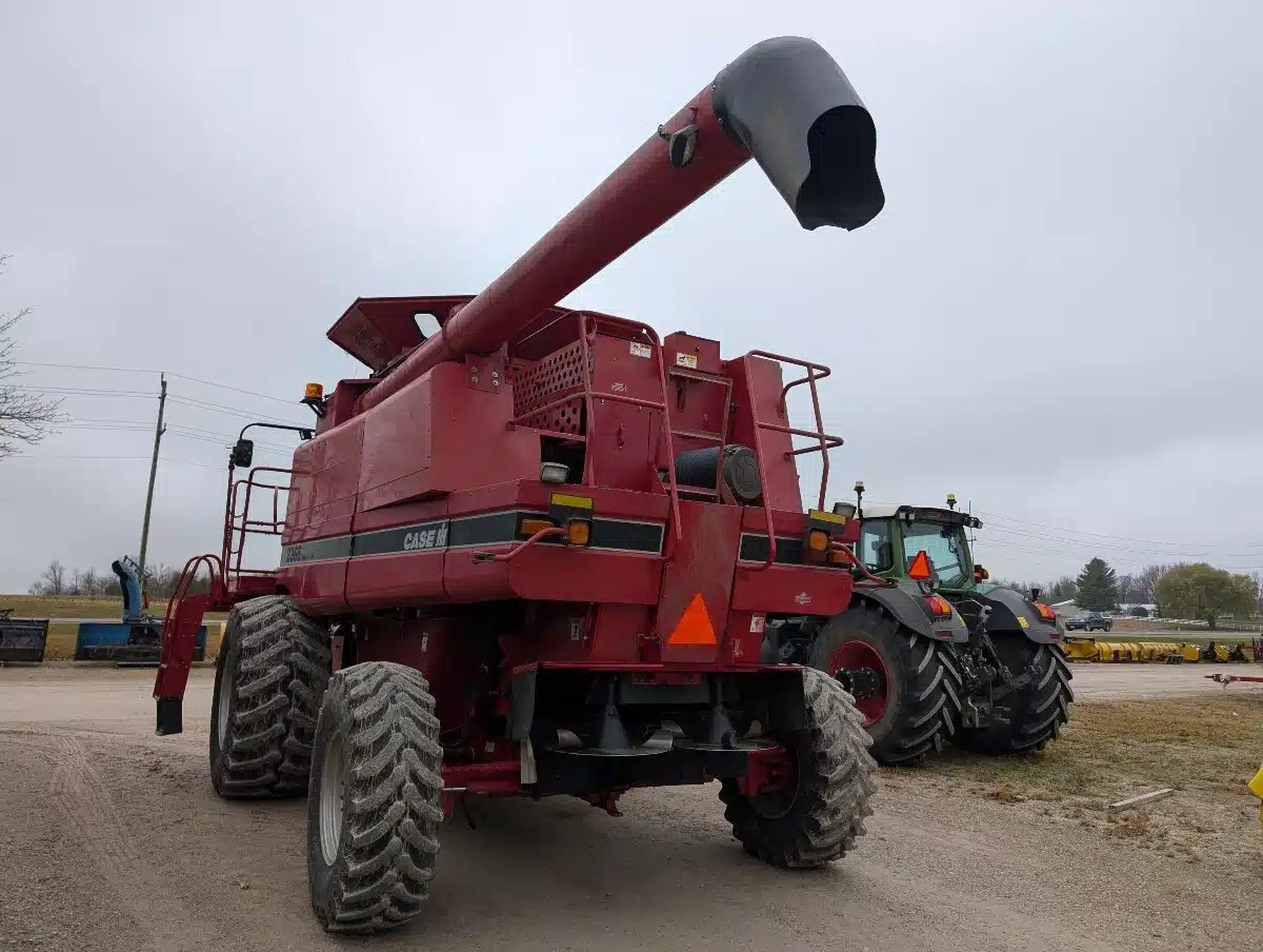 2005 Case IH 2366