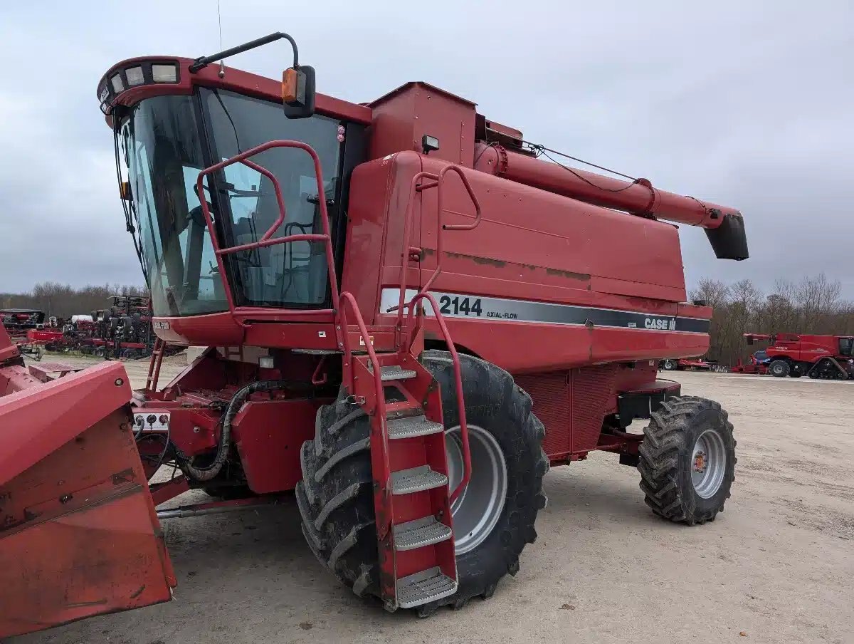 1997 Case IH 2144