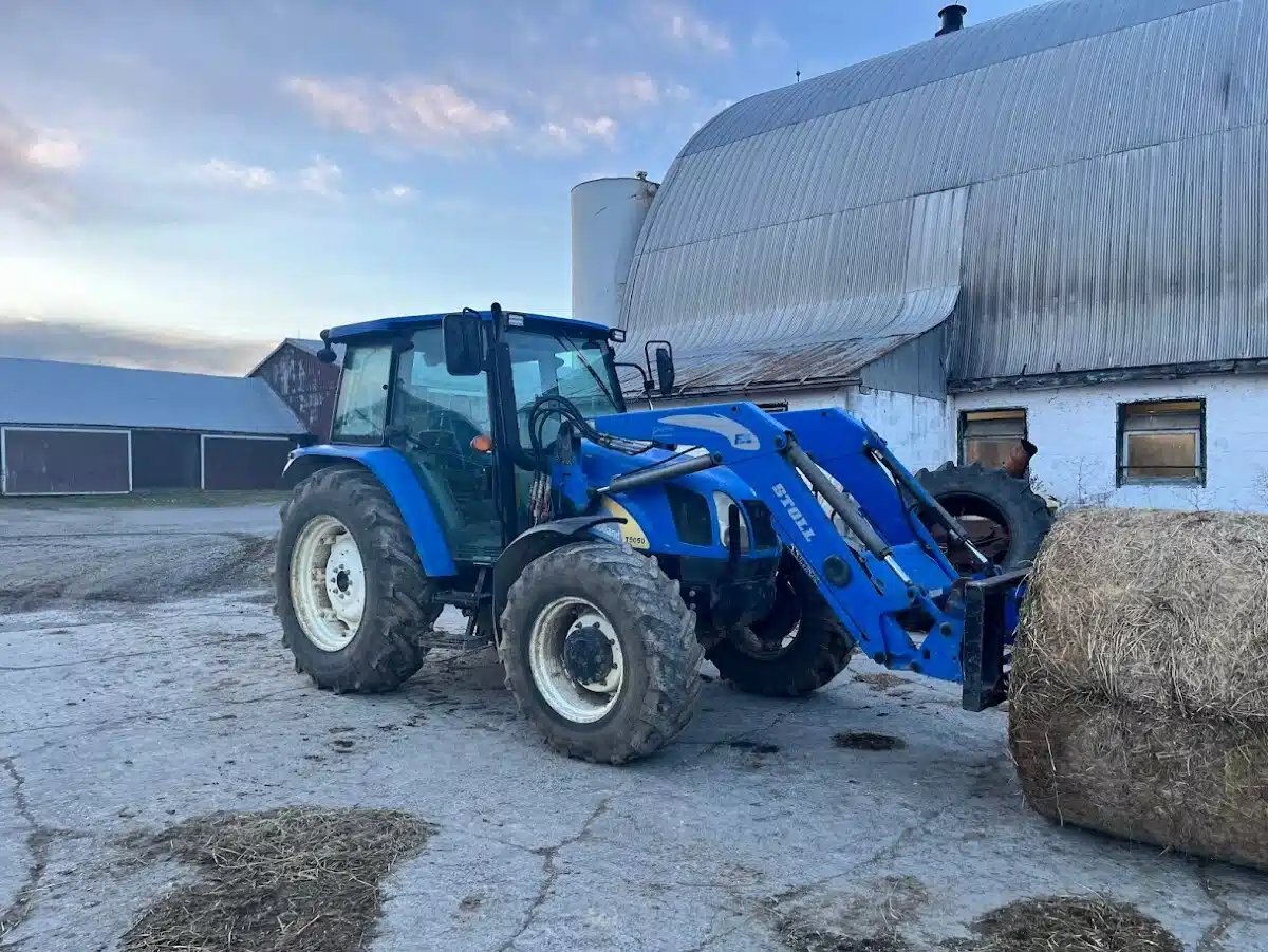 2012 New Holland T5050