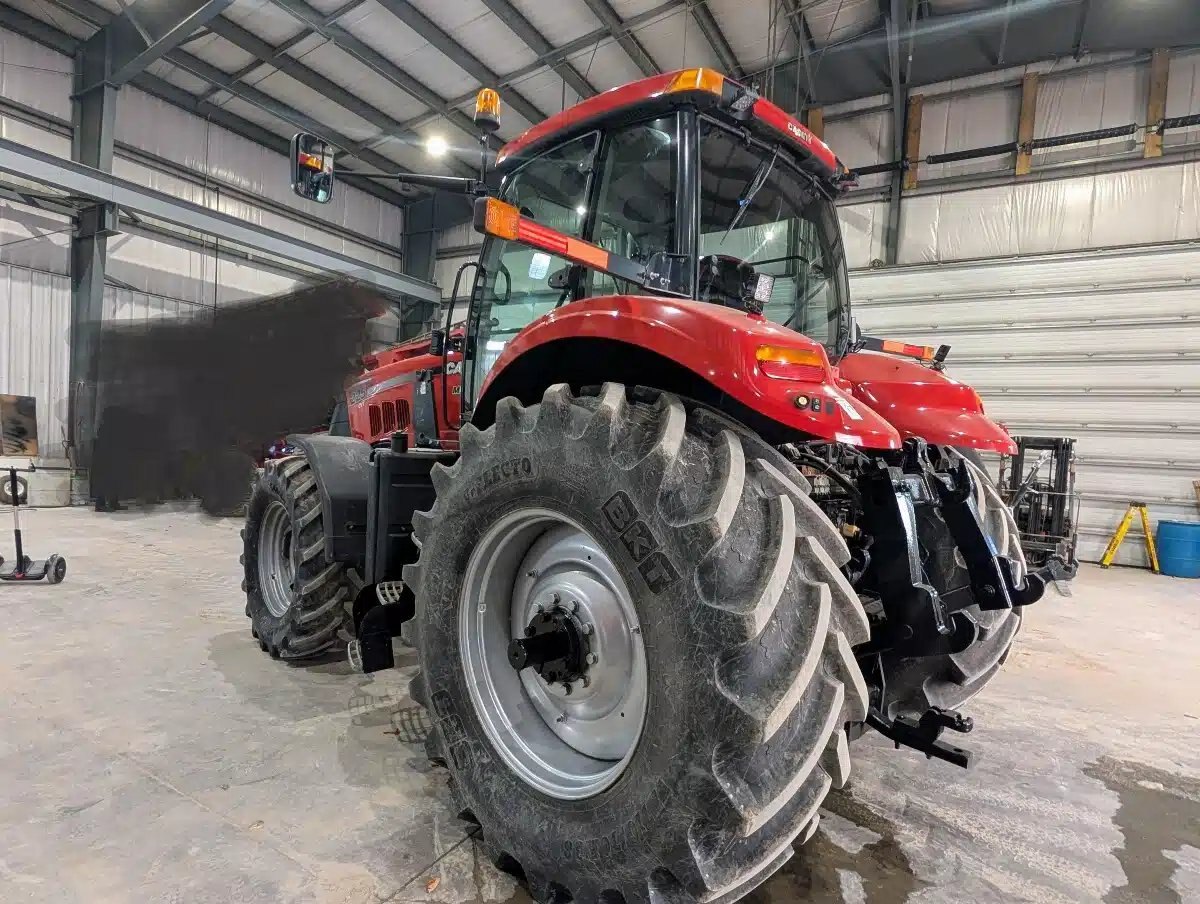 2011 Case IH MAGNUM 225 CVT