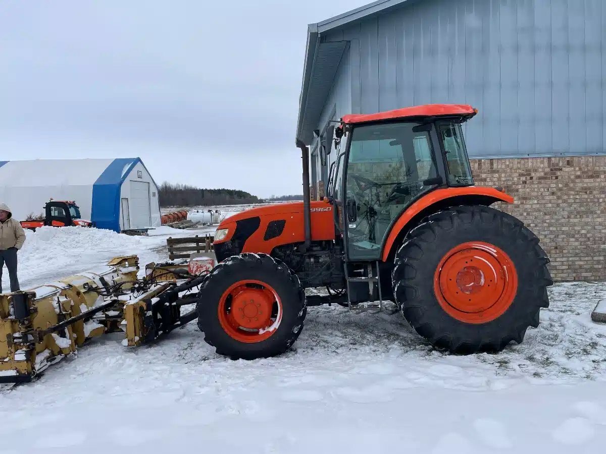 2014 Kubota M9960