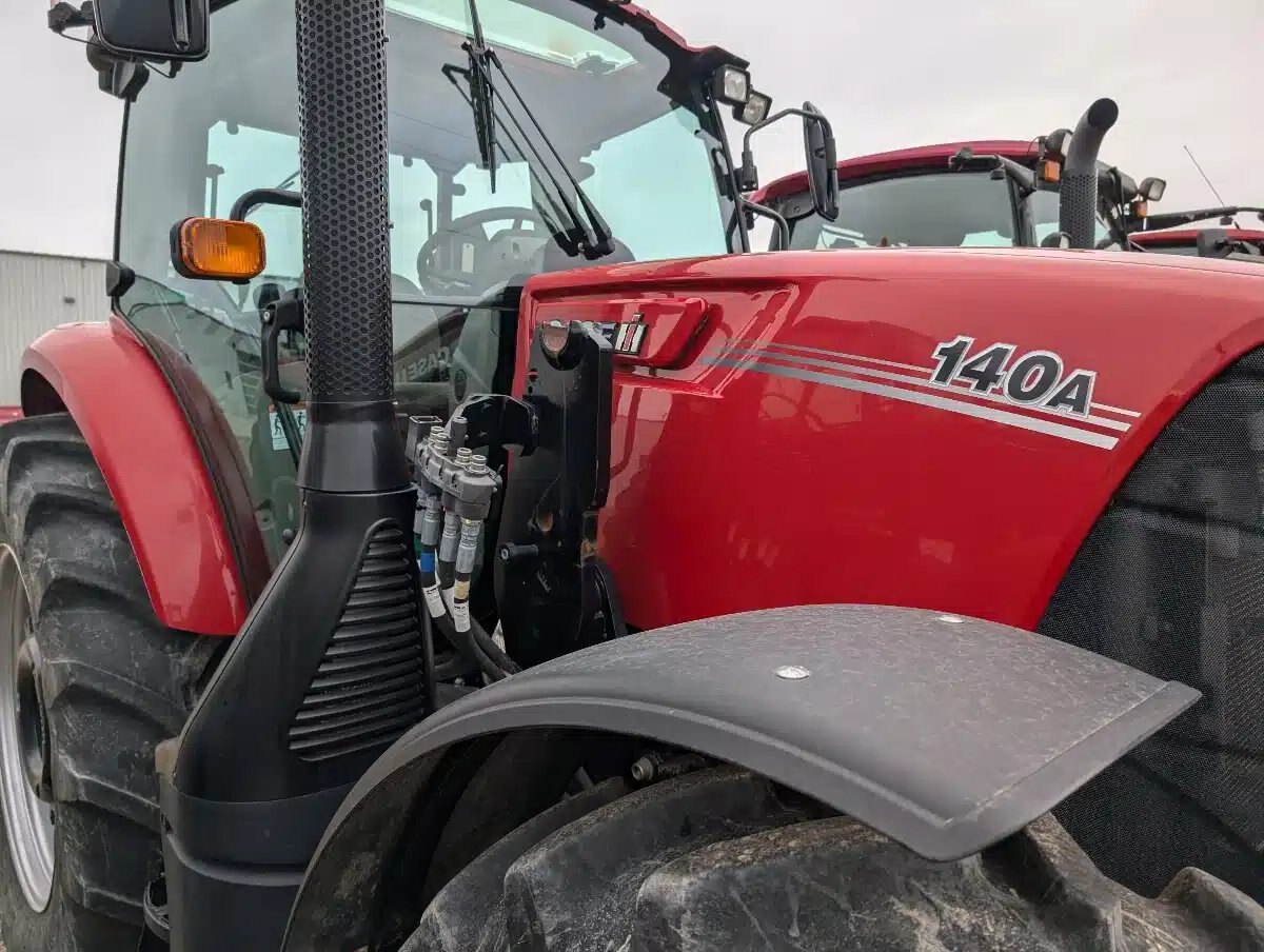 2022 Case IH FARMALL 140A