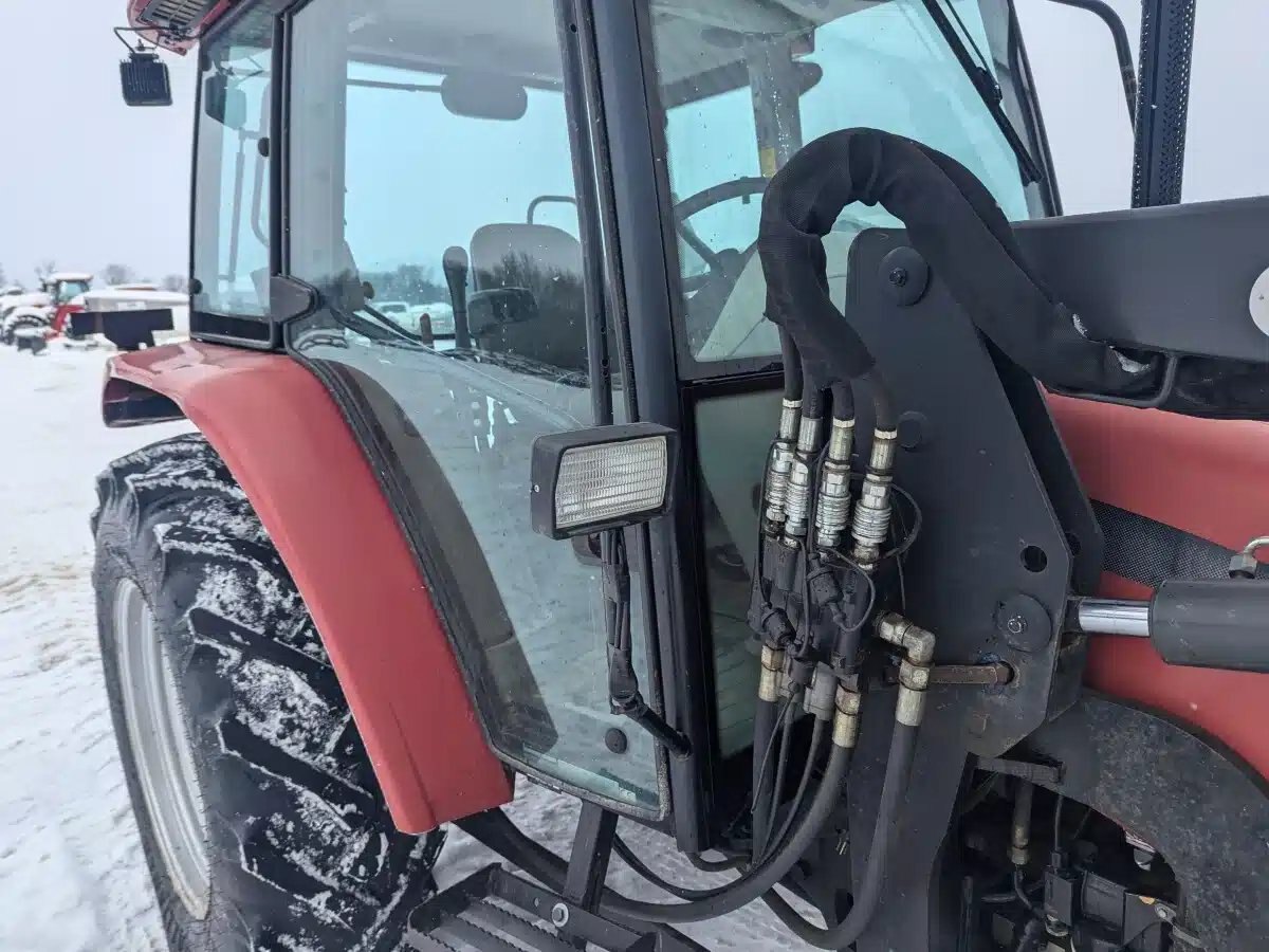 2003 Case IH JX80U