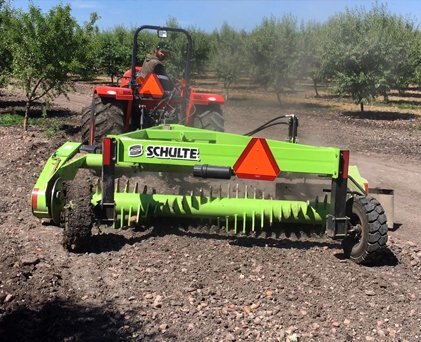 Schulte SRW 1000 Rock Windrower