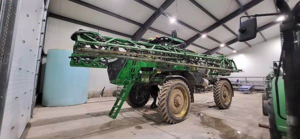 2020 John Deere R4038