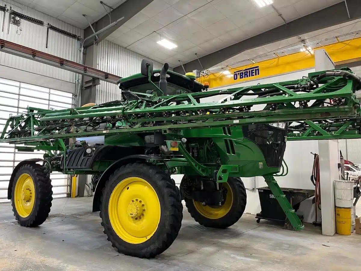 2020 John Deere R4038