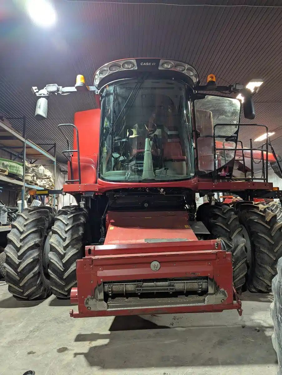 2014 Case IH 8230