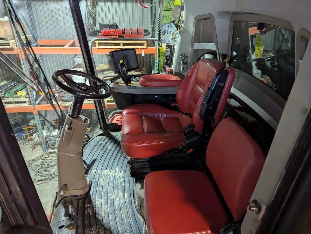 2014 Case IH 8230