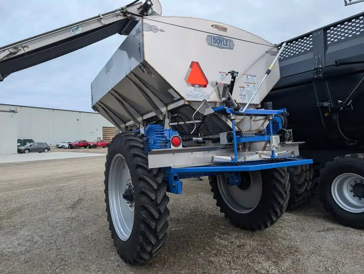 2025 Doyle Row Crop spreader