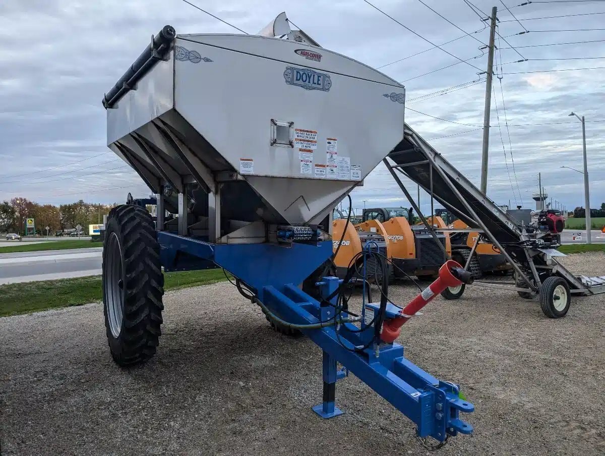 2025 Doyle Row Crop spreader