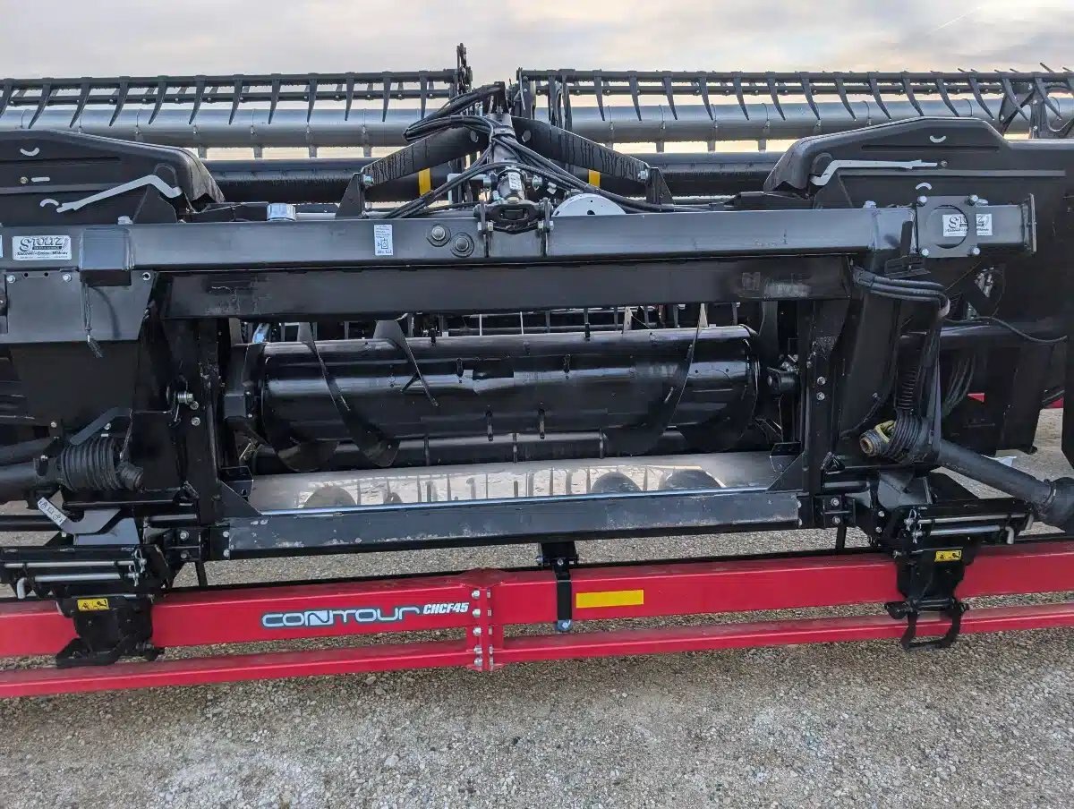 2017 MacDon Industries Ltd. FD75