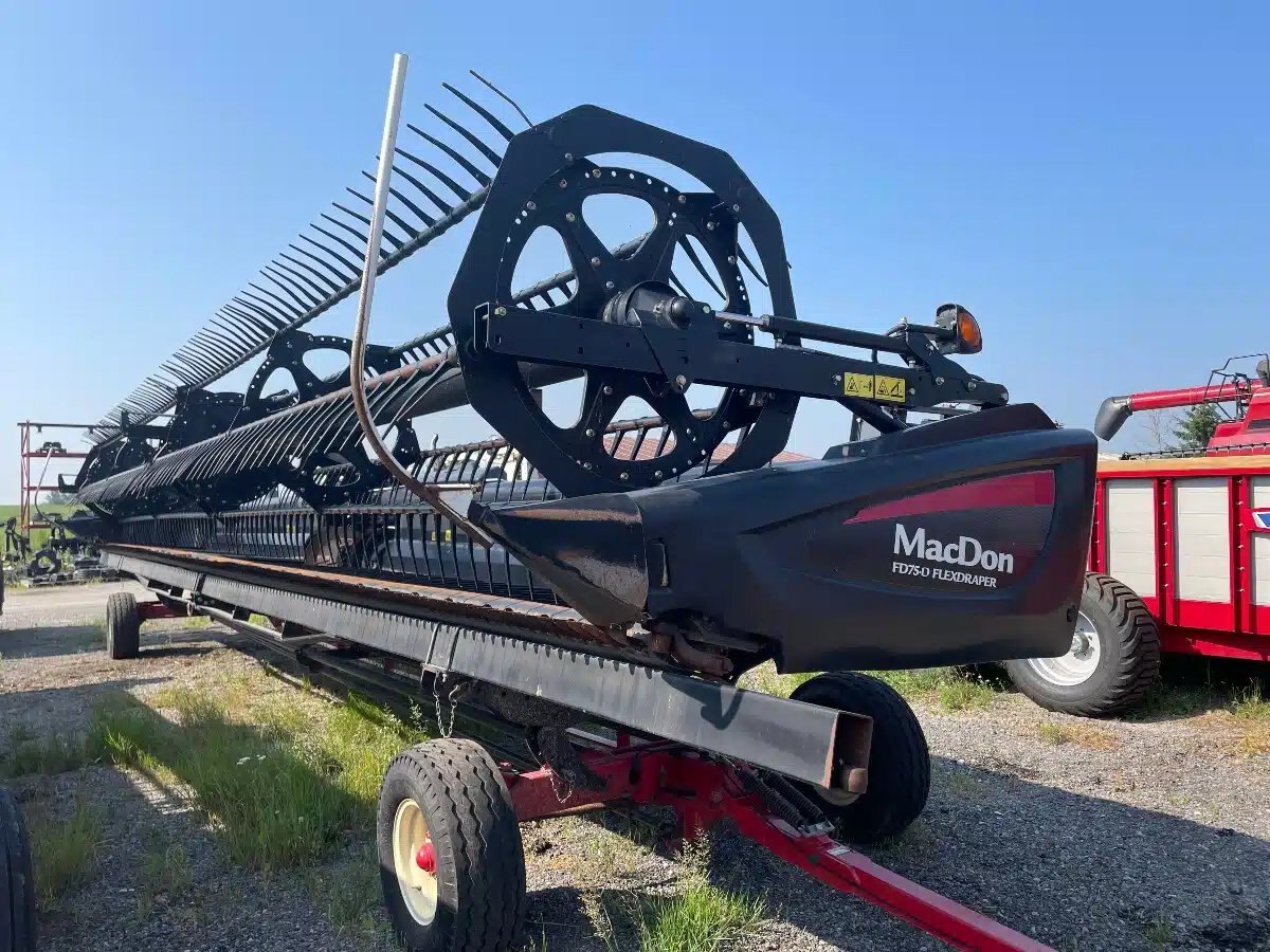 2016 MacDon Industries Ltd. FD75