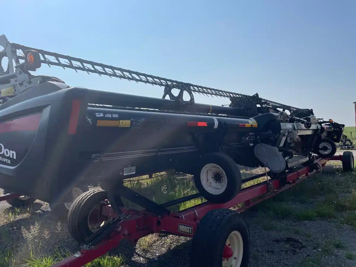 2016 MacDon Industries Ltd. FD75