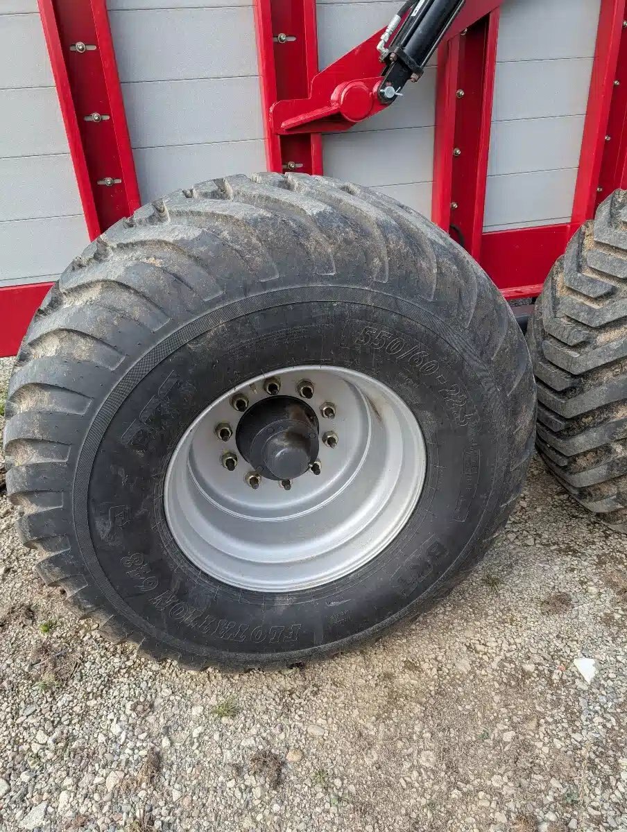 2023 Hagedorn HYDRA SPREAD EXTRAVERT 5440