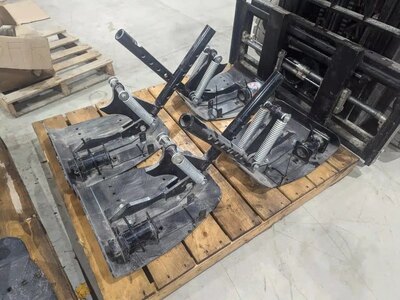 2023 MacDon Industries Ltd. B6733