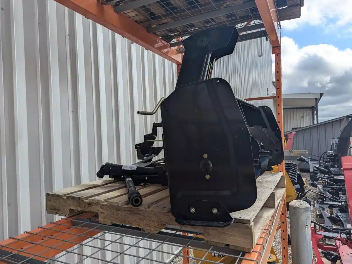 2022 Mahindra BEREMXS48