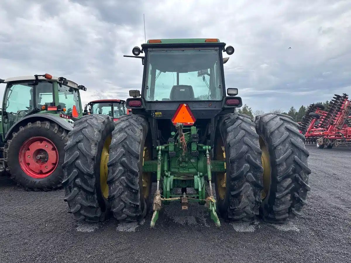 1992 John Deere 4960