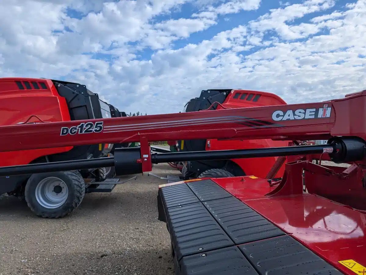 2024 Case IH DC125